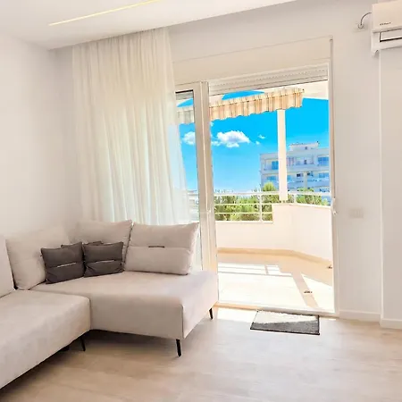 Sea Breeze With Balcony *