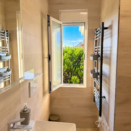 Sea Breeze With Balcony Appartement