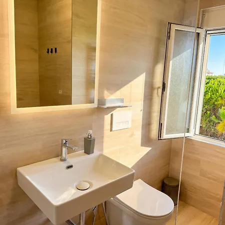 Sea Breeze With Balcony * Golem (Tirana)
